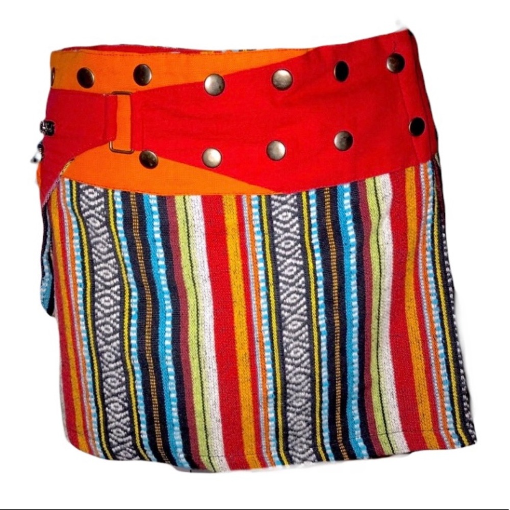 KATHMANDU IMPORTS Nepal festival retro skirt with pockets red multi S